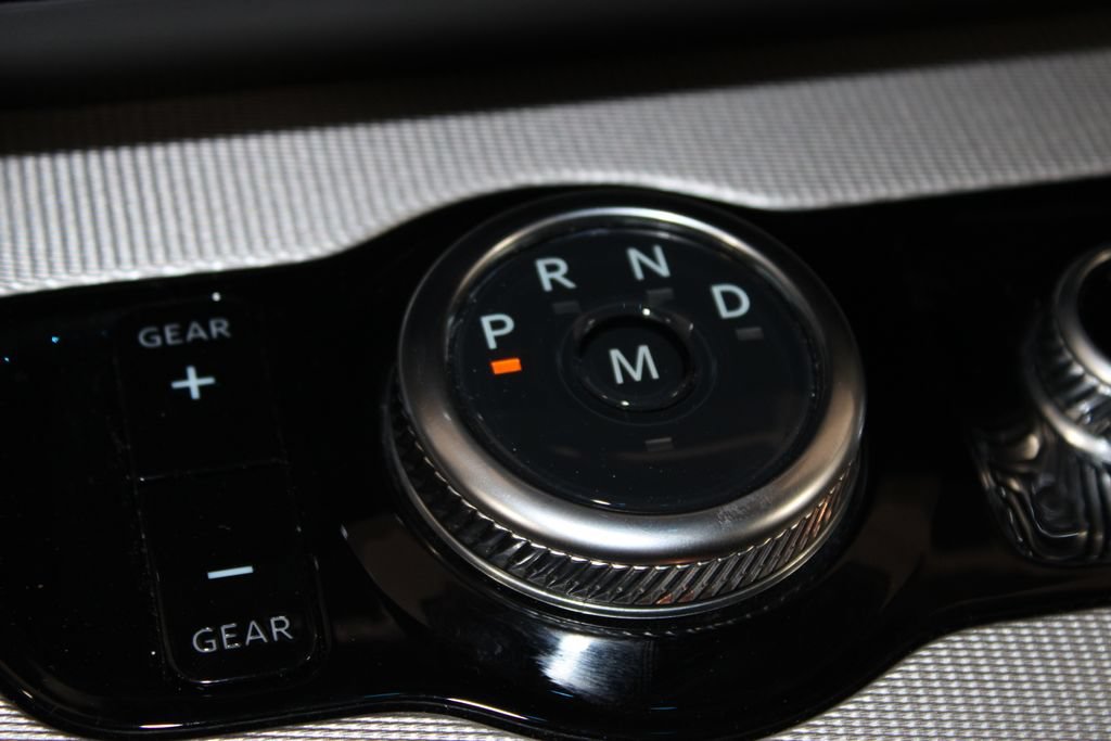Used 2025 Ford Expedition Active RWD image 46