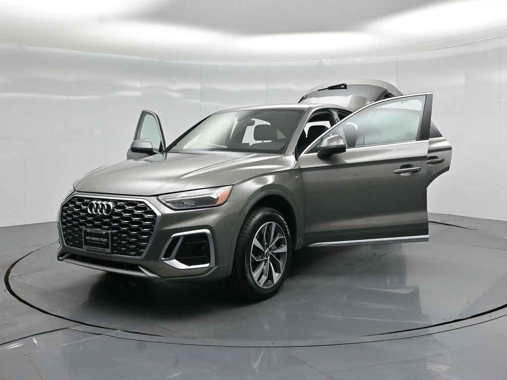 Used 2023 Audi Q5 2.0T Premium w/ Convenience Package image 34