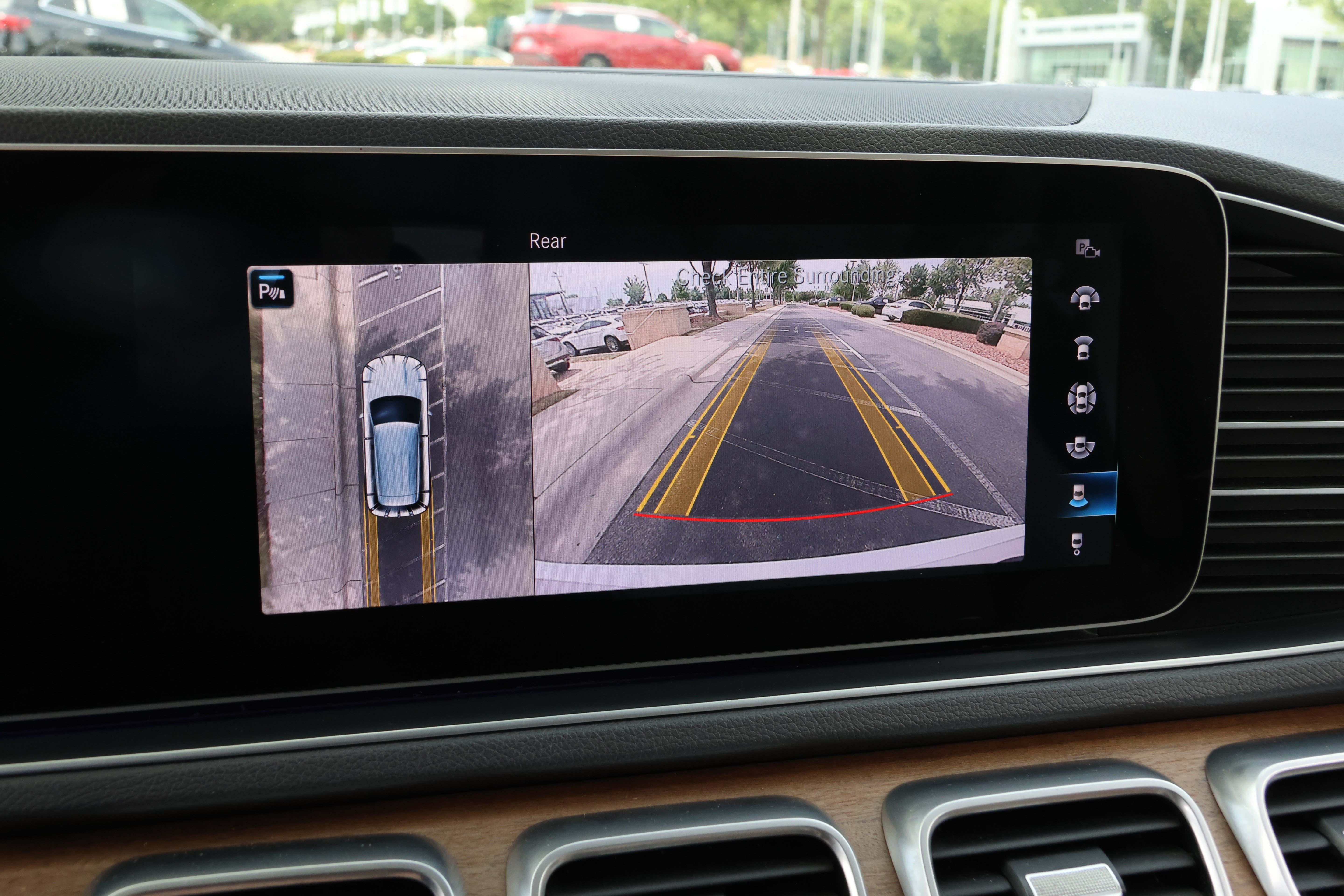 Used 2020 Mercedes-Benz GLE 350 4MATIC image 24