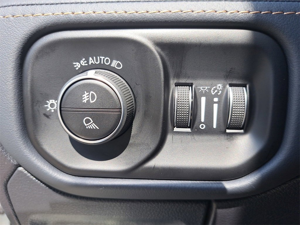 Used 2025 RAM 1500 Tungsten w/ Trailer Tow Group image 26