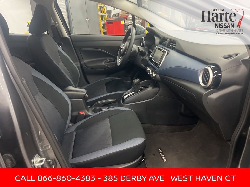 Certified 2025 Nissan Versa SV w/ Trunk Package image 41