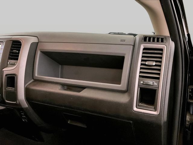 Used 2019 RAM 1500 Express w/ Express Value Package AWD/4WD image 15