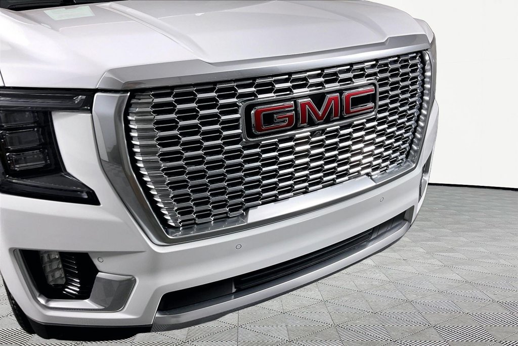 Certified 2022 GMC Yukon Denali RWD image 31