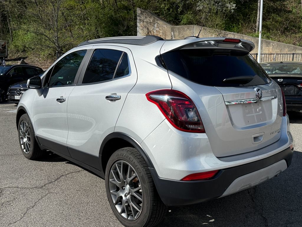 Used 2019 Buick Encore Sport Touring image 4