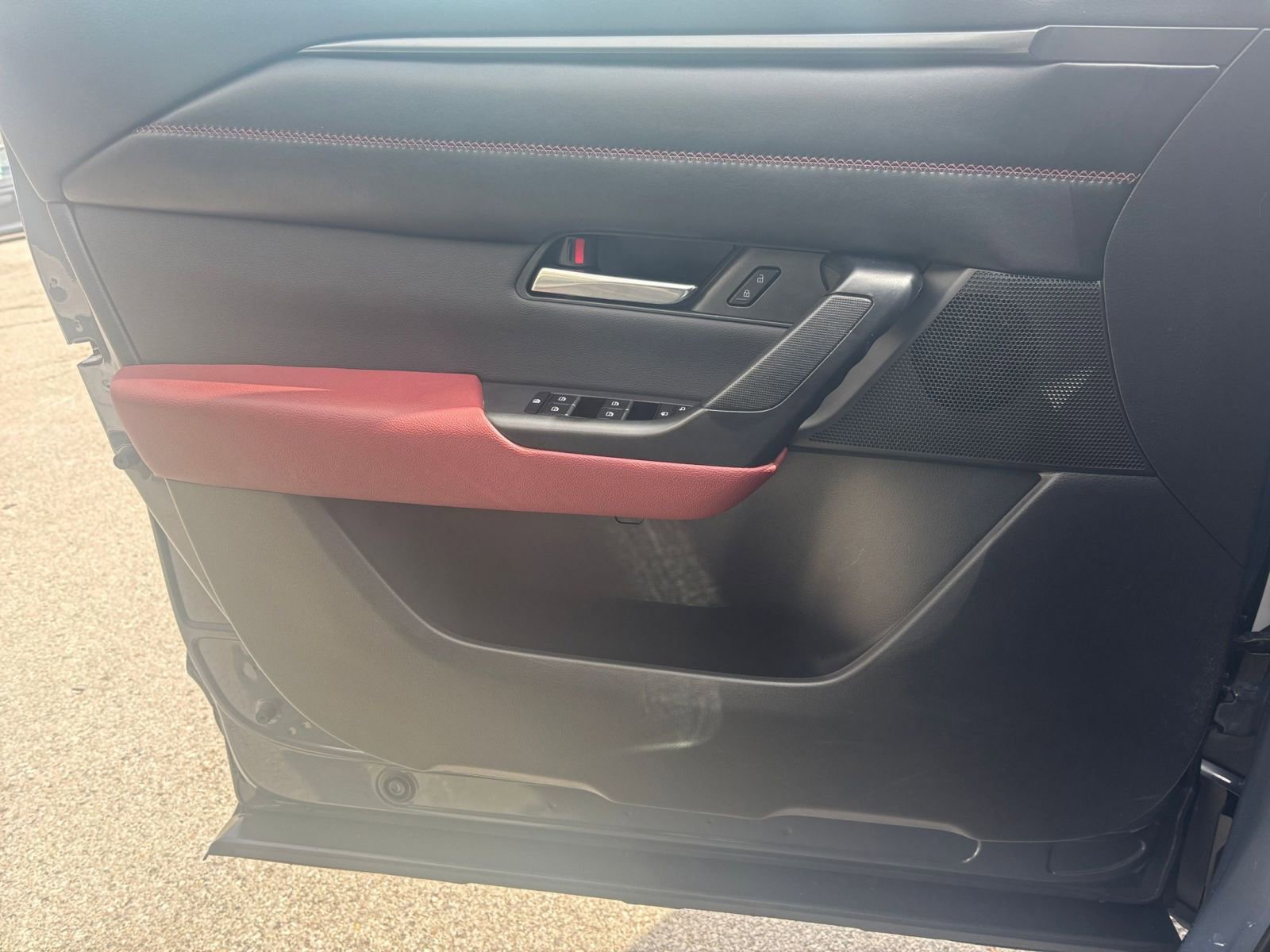 Used 2025 MAZDA CX-50 2.5 Hybrid w/ Premium Plus Pkg image 18