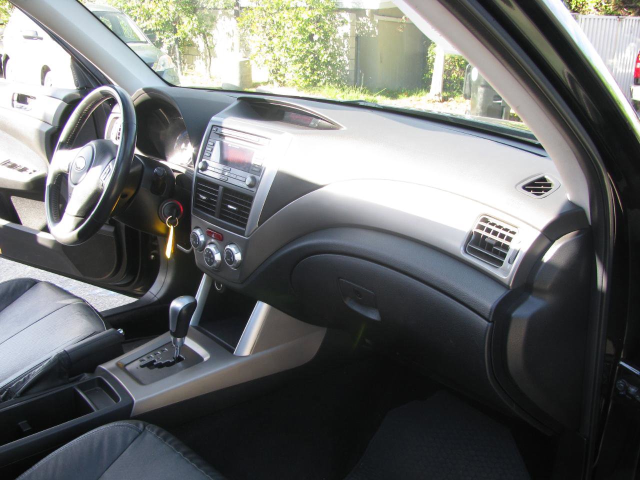 Used 2009 Subaru Forester 2.5X Limited AWD/4WD image 14
