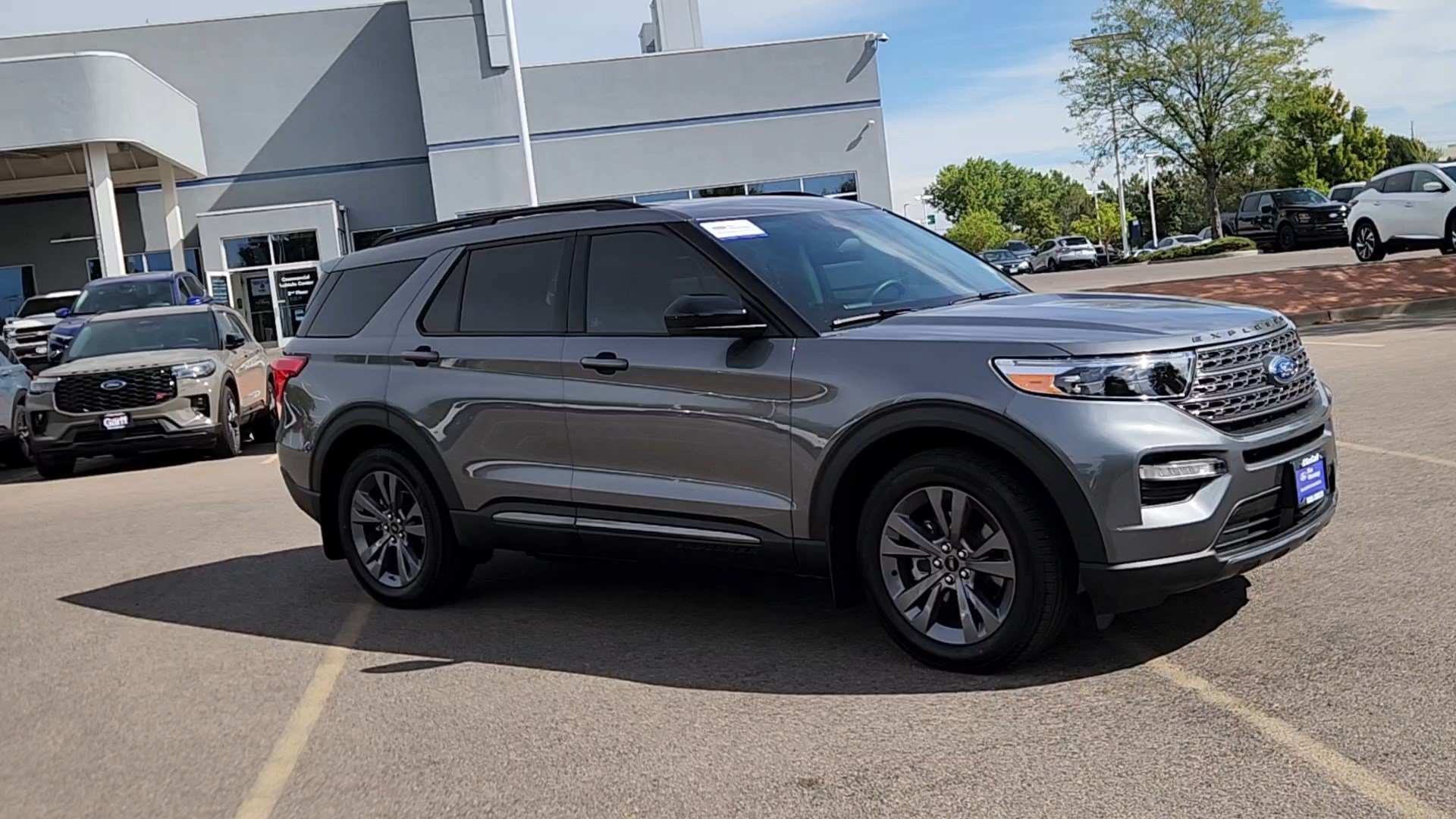 Certified 2024 Ford Explorer XLT w/ Equipment Group 202A AWD/4WD image 9