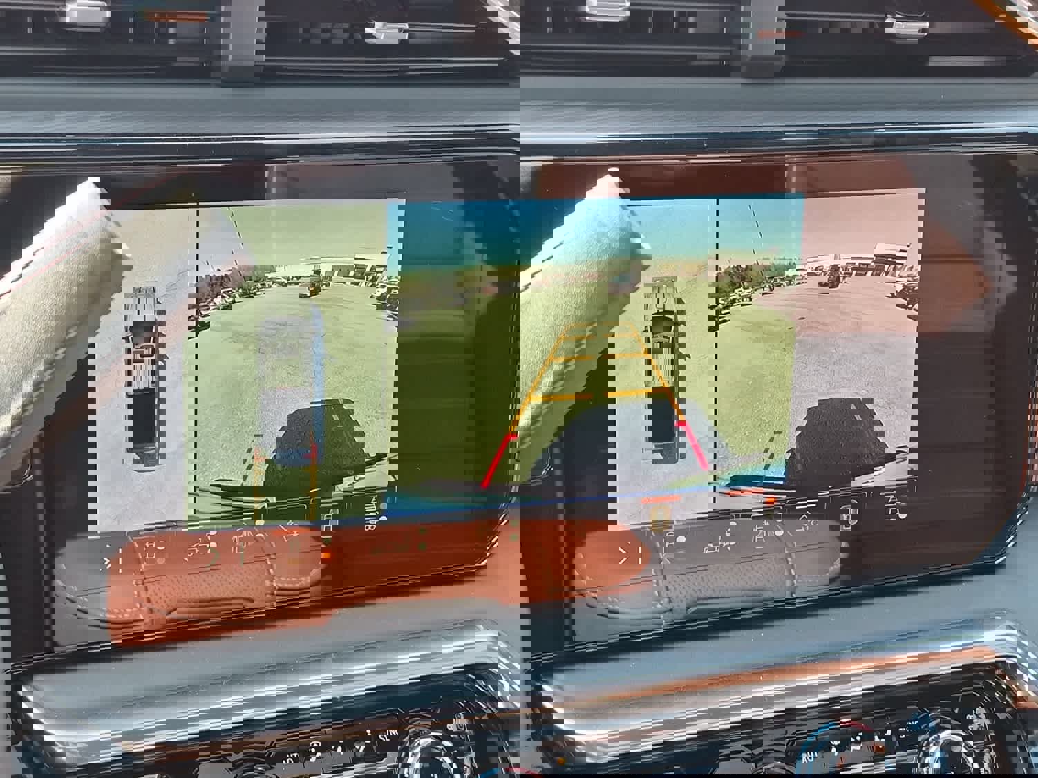 New 2026 GMC Sierra 2500 Denali Ultimate image 15