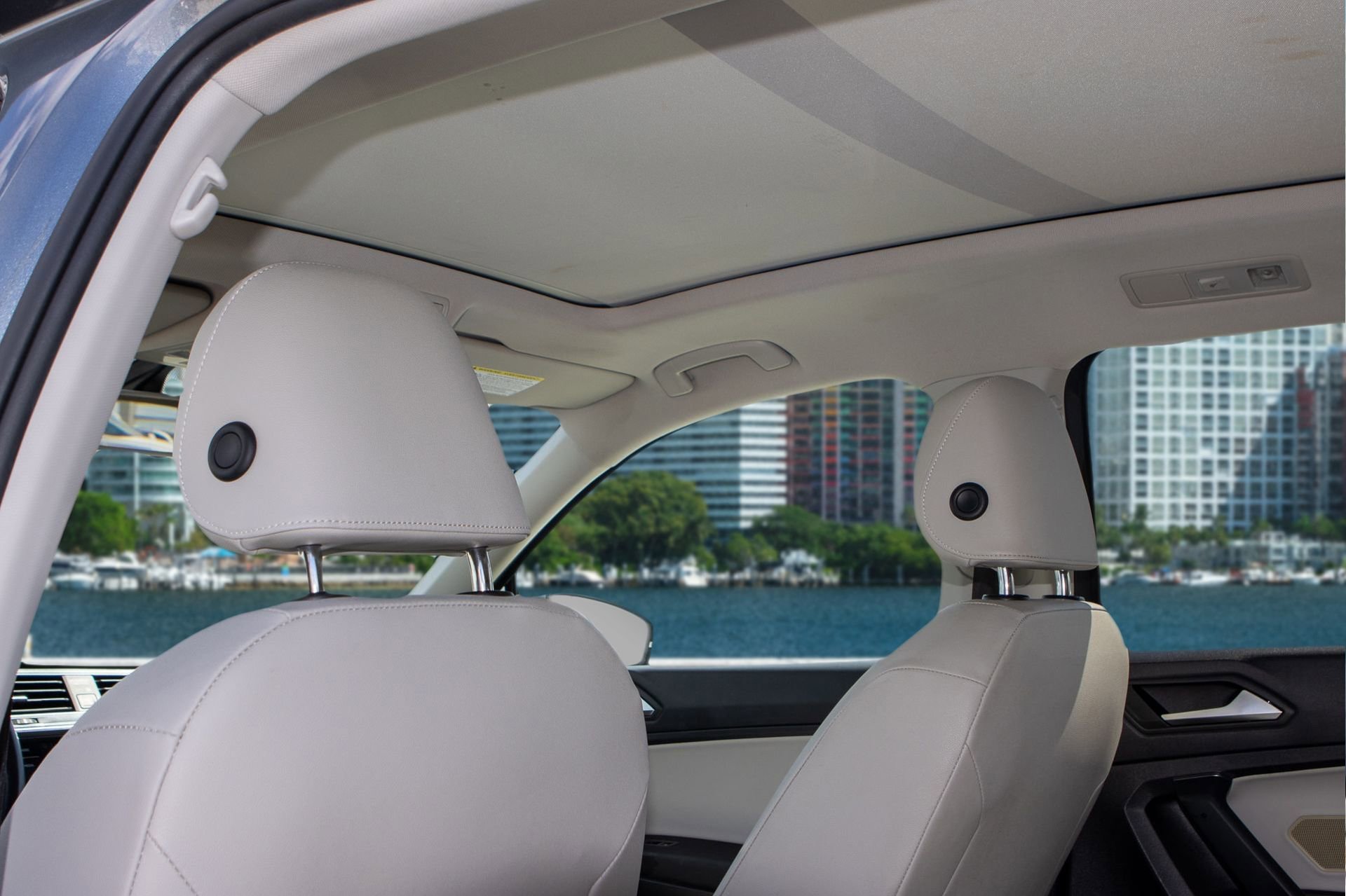 Used 2019 Volkswagen Tiguan SEL image 20