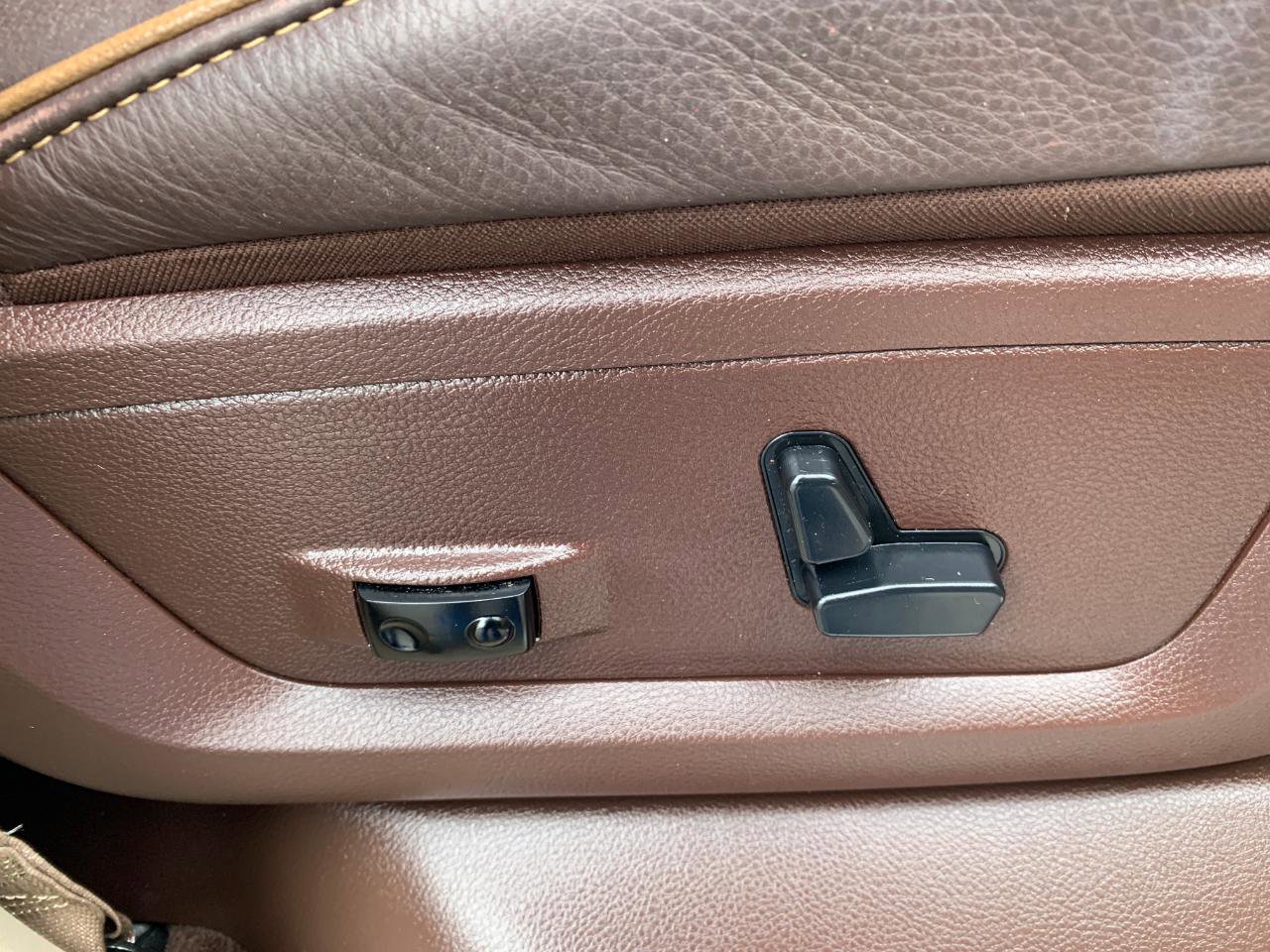 Used 2014 RAM 1500 Laramie Longhorn RWD image 46