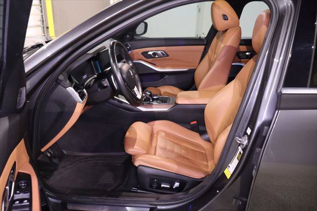 Used 2021 BMW 330i Sedan w/ Premium Package RWD image 28