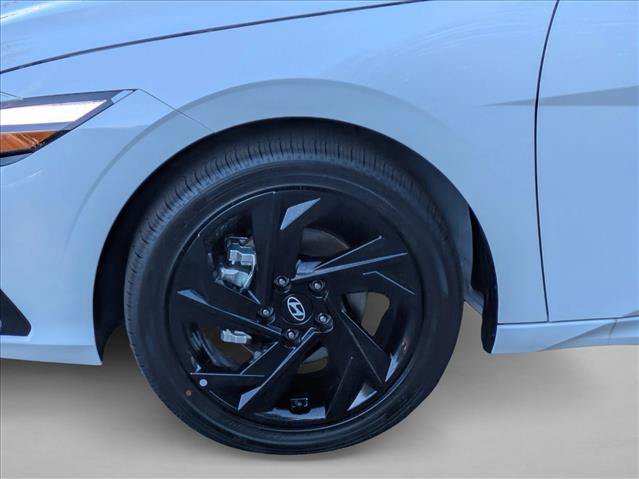 New 2026 Hyundai Elantra SEL Sport FWD image 10