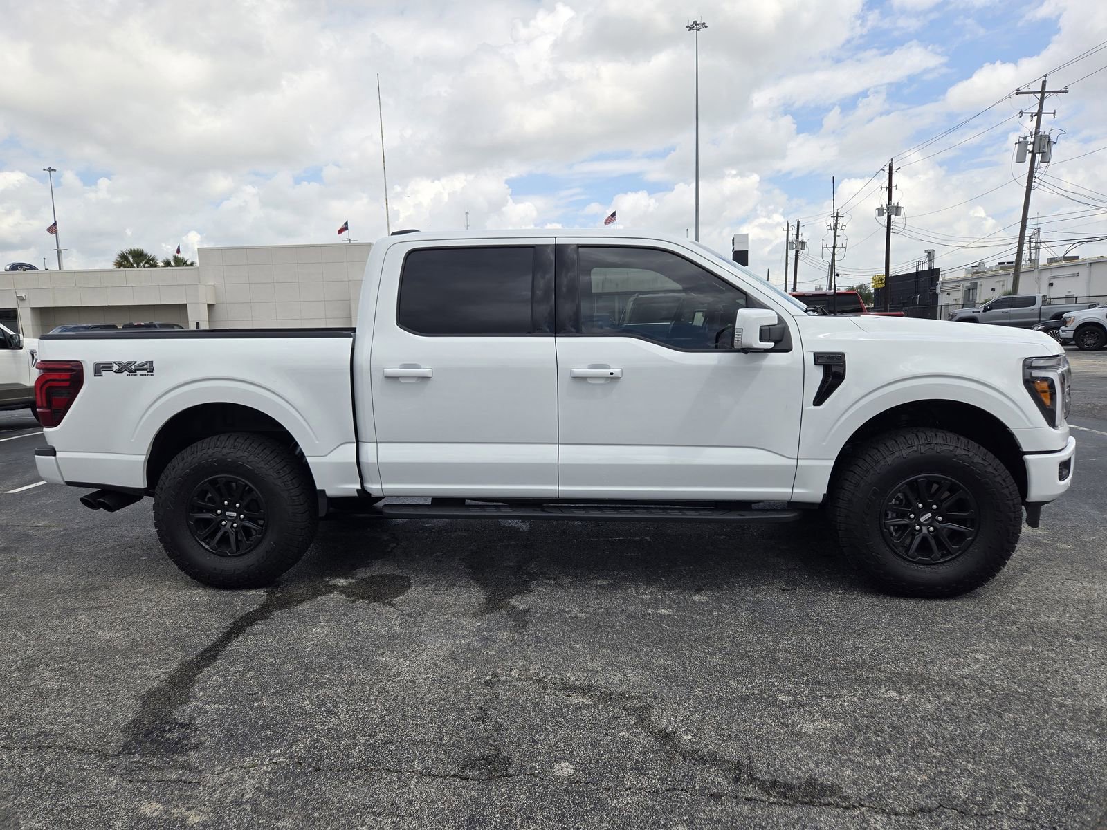 Used 2026 Ford F150 Lariat w/ FX4 Off-Road Package AWD/4WD image 4