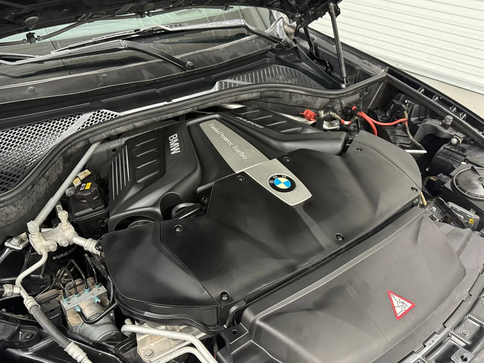 Used 2017 BMW X6 xDrive50i AWD/4WD image 49