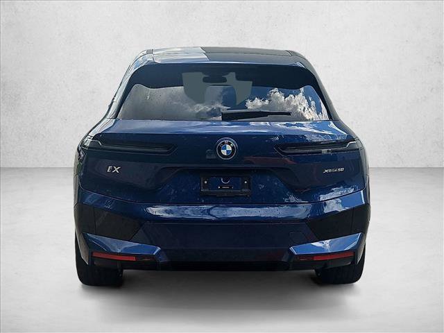 Used 2025 BMW iX xDrive50 AWD/4WD image 7