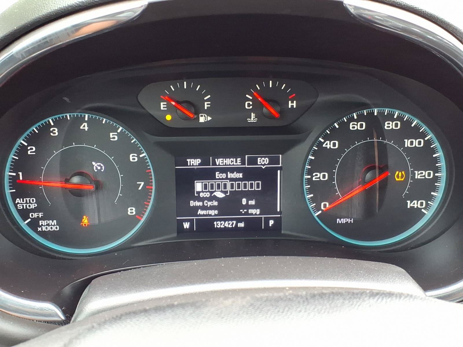 Used 2019 Chevrolet Malibu LT w/ Leather Package FWD image 17