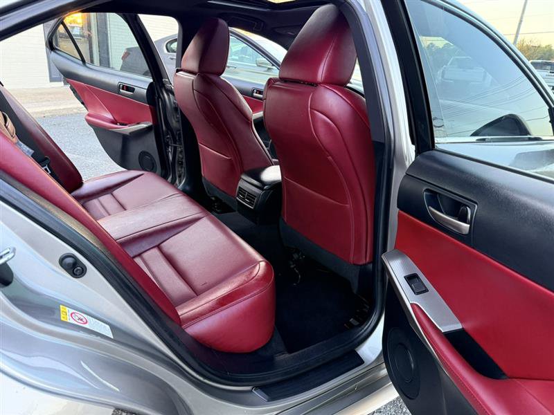 Used 2018 Lexus IS 300 F Sport w/ F Sport Package RWD image 17