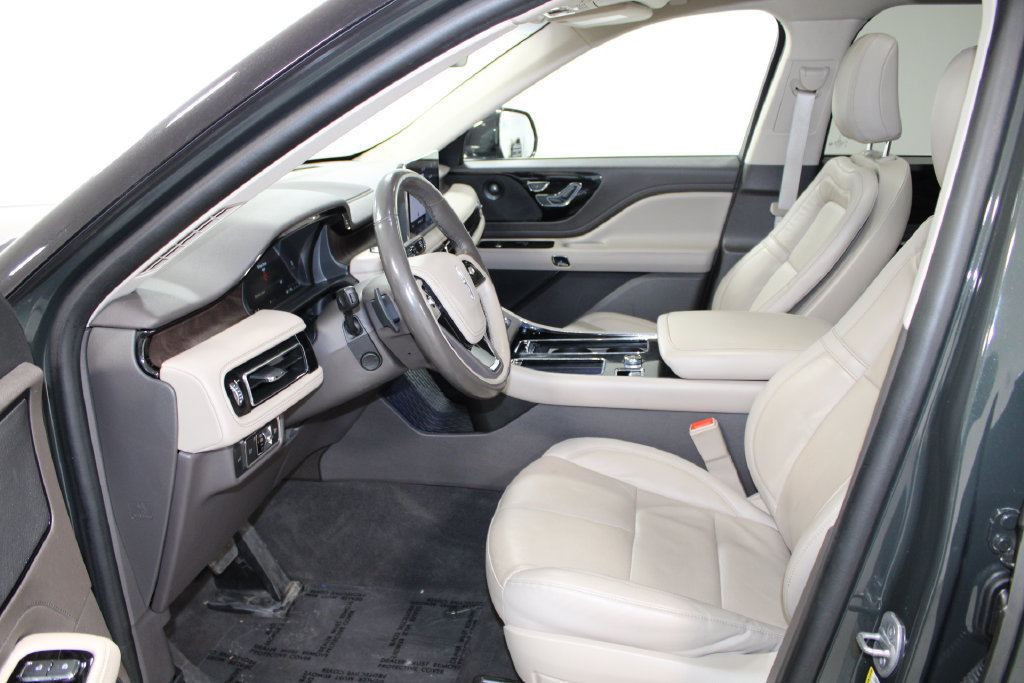Used 2023 Lincoln Aviator Reserve w/ Equipment Group 201A AWD/4WD image 23