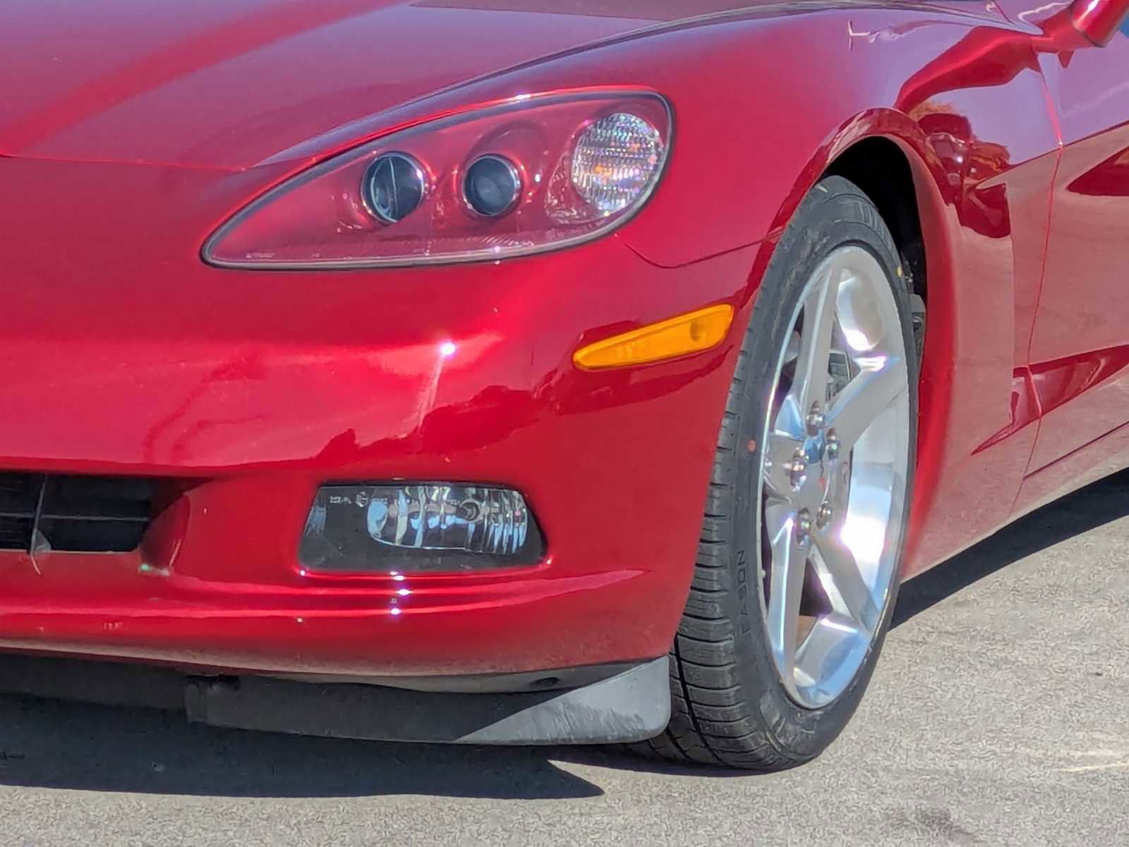 Used 2005 Chevrolet Corvette Convertible w/ Preferred Equipment Group image 9