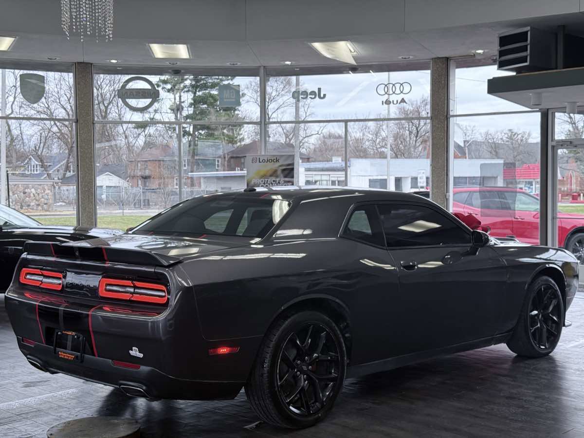 Used 2021 Dodge Challenger SXT w/ Blacktop Package image 11