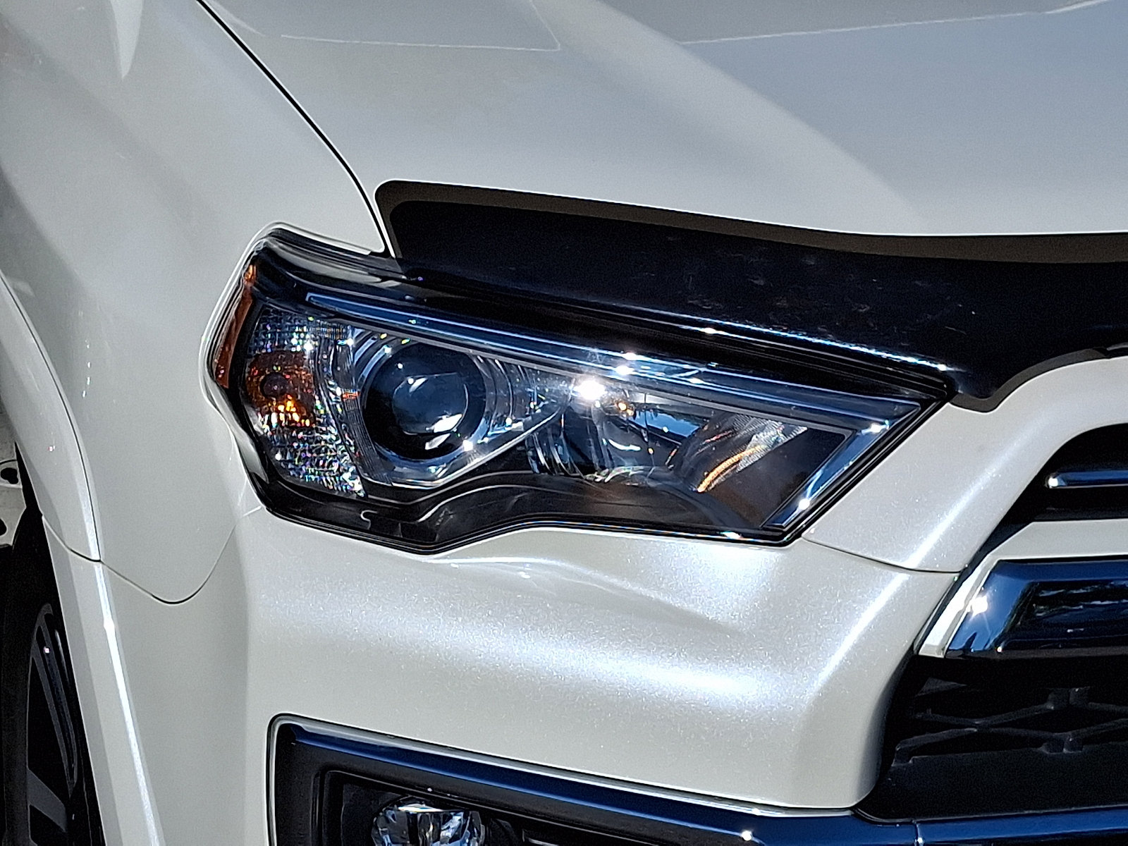 Used 2021 Toyota 4Runner Limited AWD/4WD image 9
