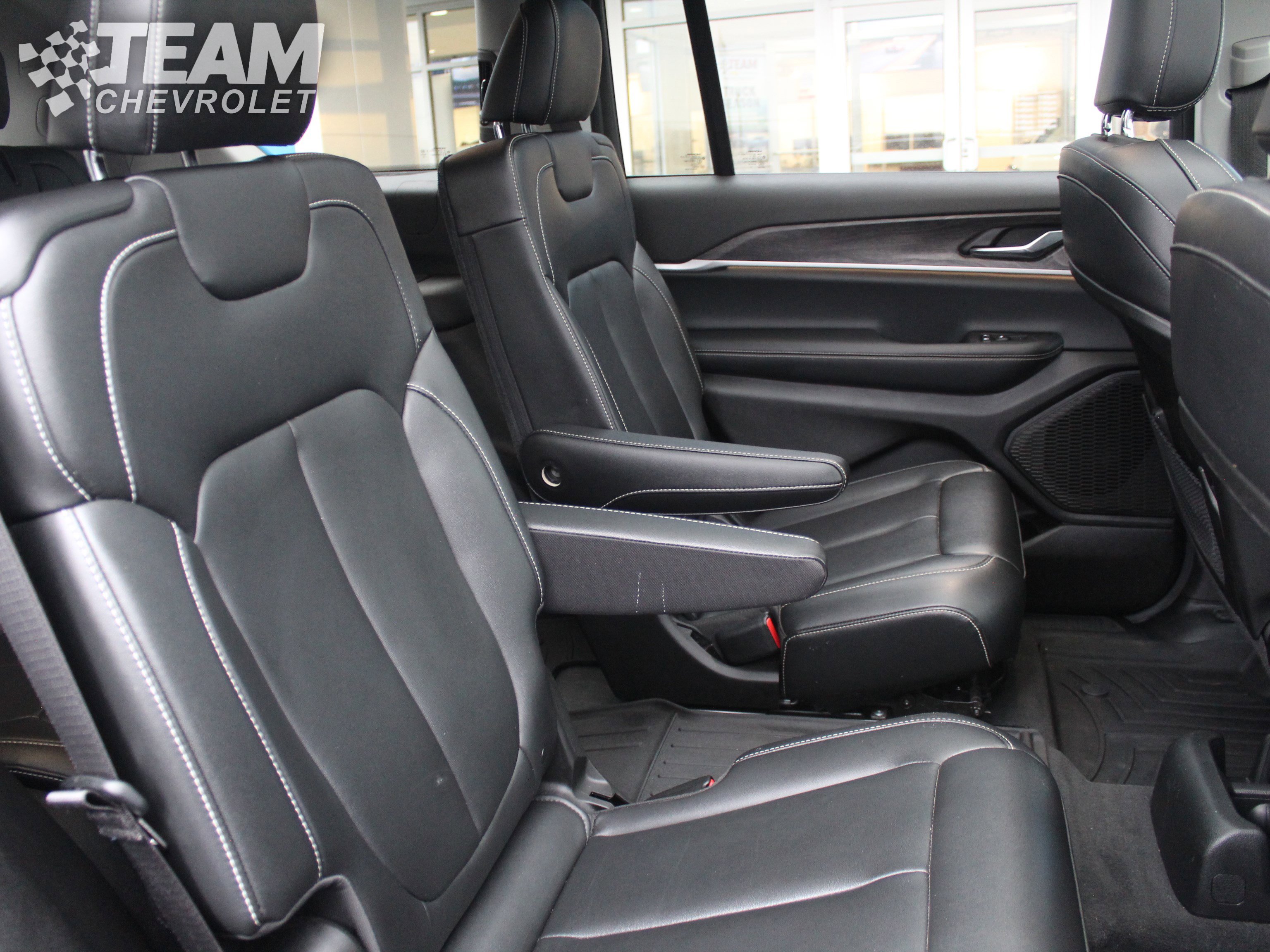 Used 2024 Jeep Grand Cherokee L Limited image 27