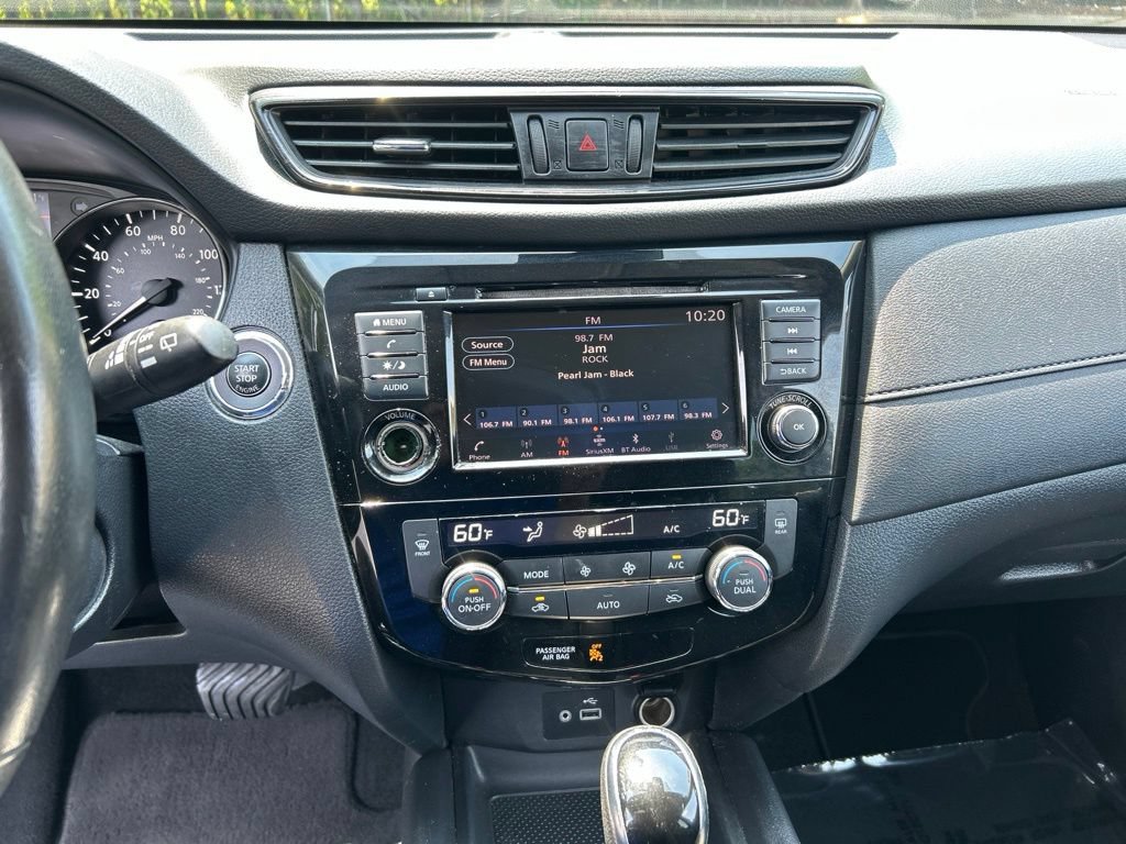 Used 2019 Nissan Rogue SV FWD image 19