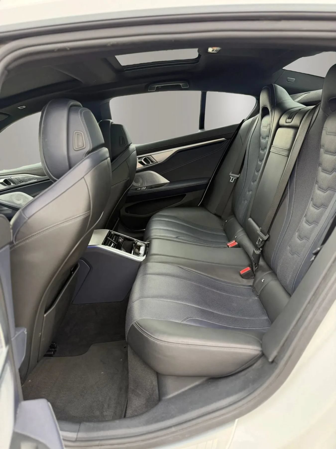 Used 2020 BMW M850i Gran Coupe xDrive AWD/4WD image 16
