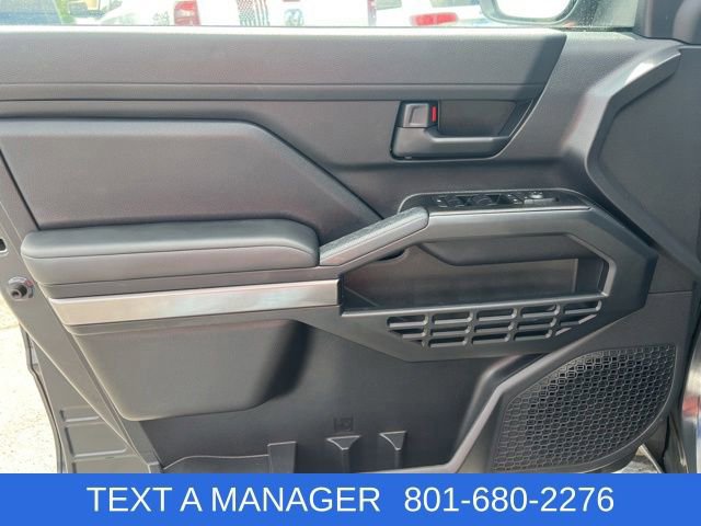 Used 2025 Toyota 4Runner SR5 AWD/4WD image 14