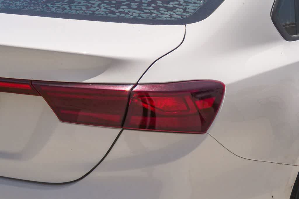 Used 2019 Kia Forte LXS FWD image 10