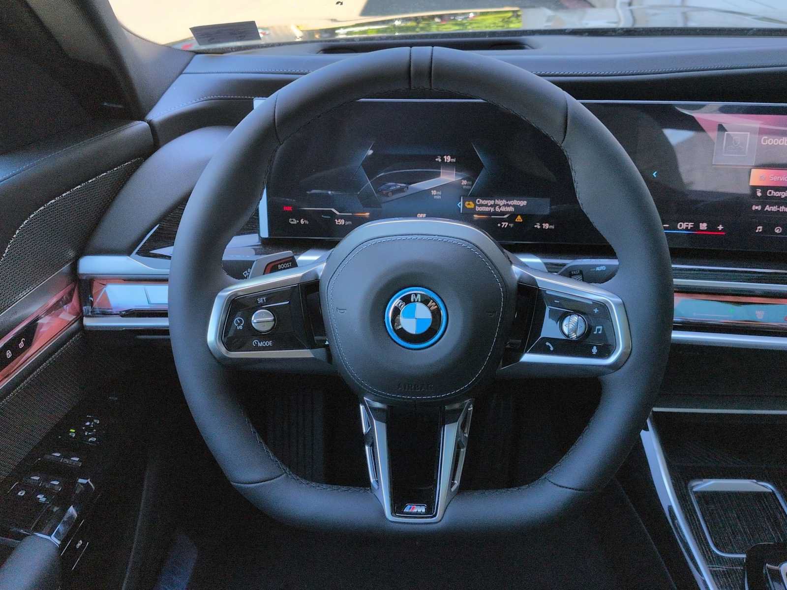 Used 2026 BMW i7 xDrive60 w/ M Sport Package RWD image 25