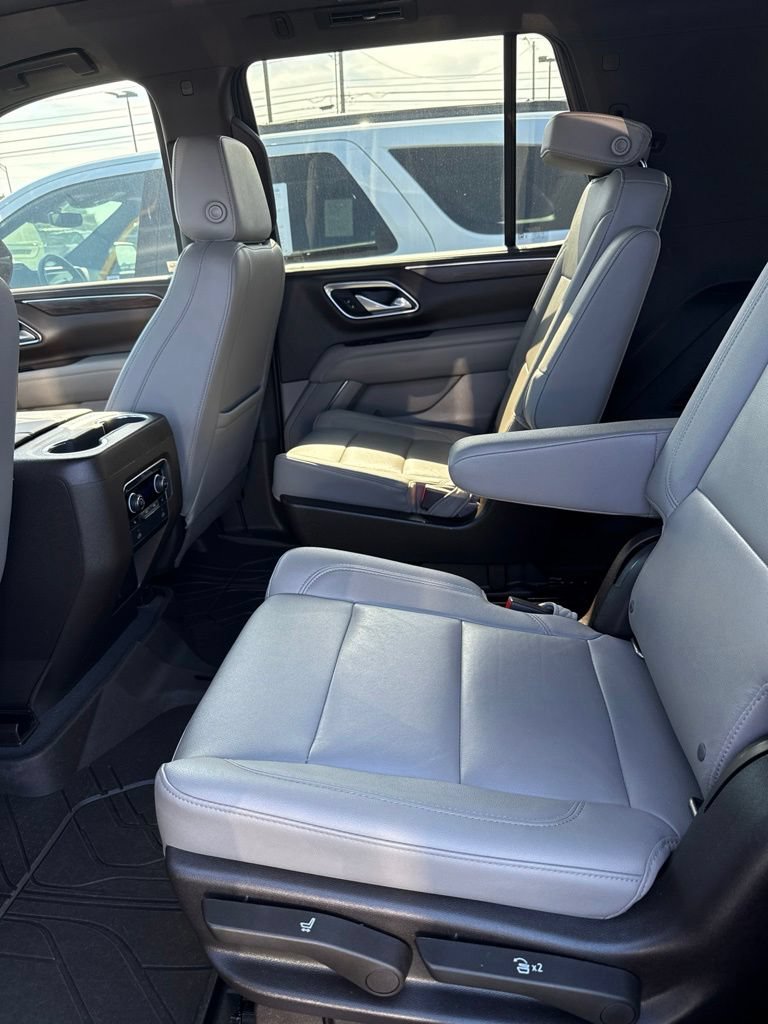 Used 2022 Chevrolet Tahoe Z71 w/ Z71 Off-Road Package AWD/4WD image 10