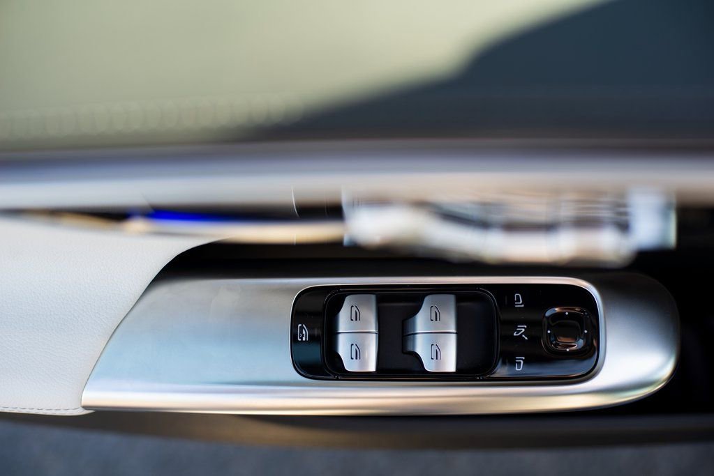 Used 2024 Mercedes-Benz C 300 4MATIC Sedan image 24