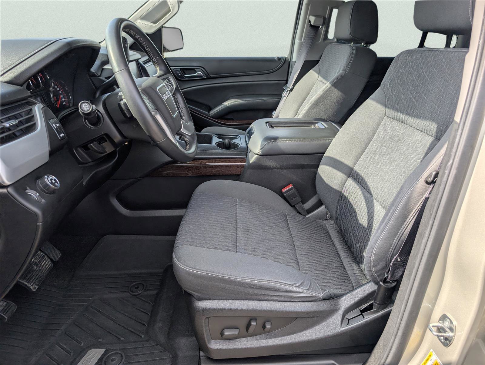 Used 2015 GMC Yukon SLE w/ Convenience Package image 11