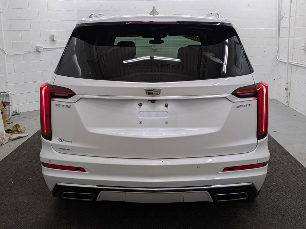 Used 2023 Cadillac XT6 Luxury image 18