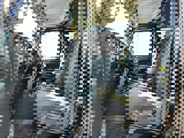 Used 2022 Jeep Wrangler Unlimited Sport image 9