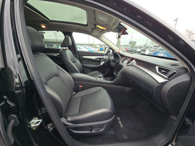 Used 2021 INFINITI QX50 Sensory image 11