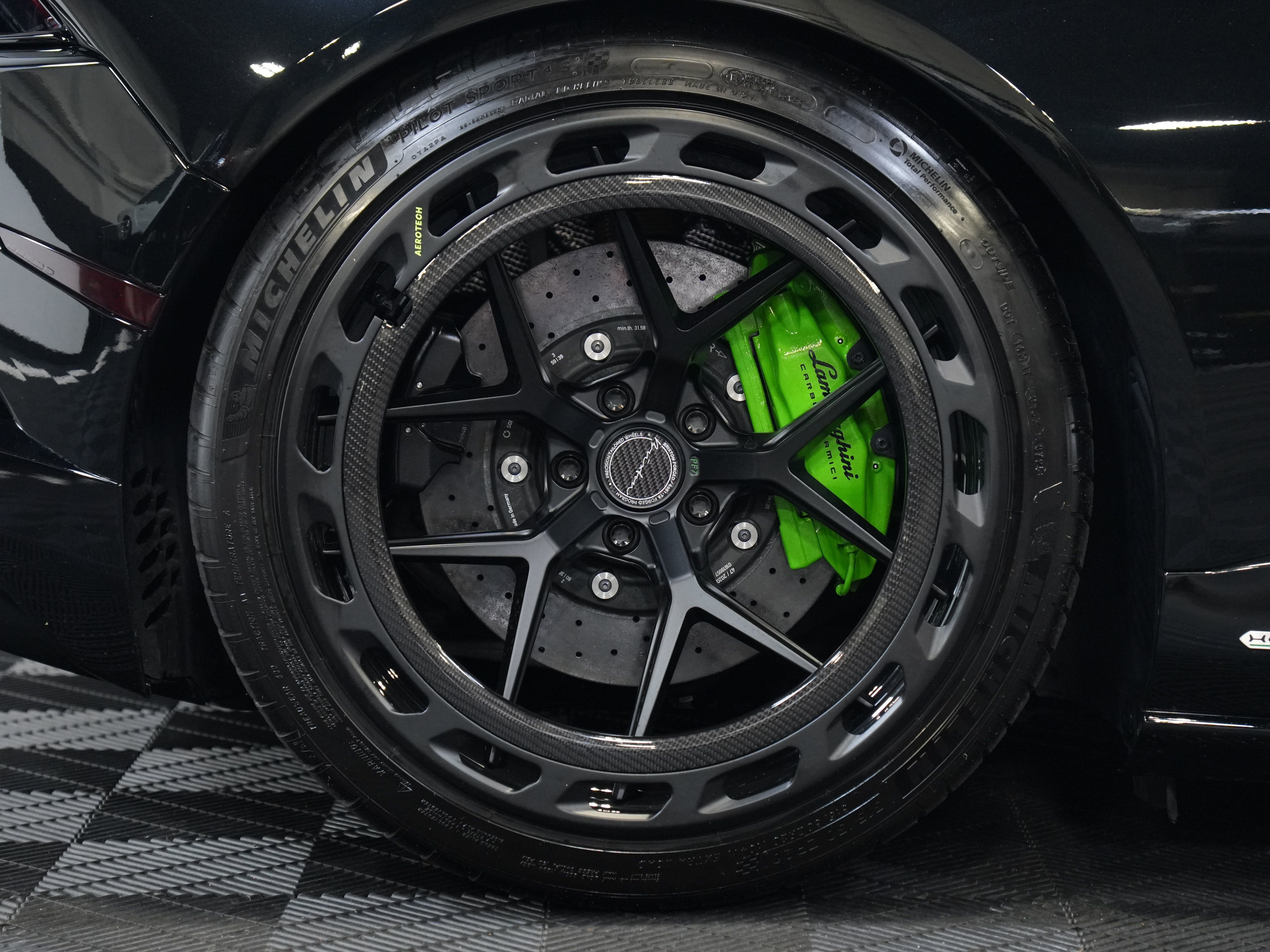 Used 2021 Lamborghini Huracan EVO image 60
