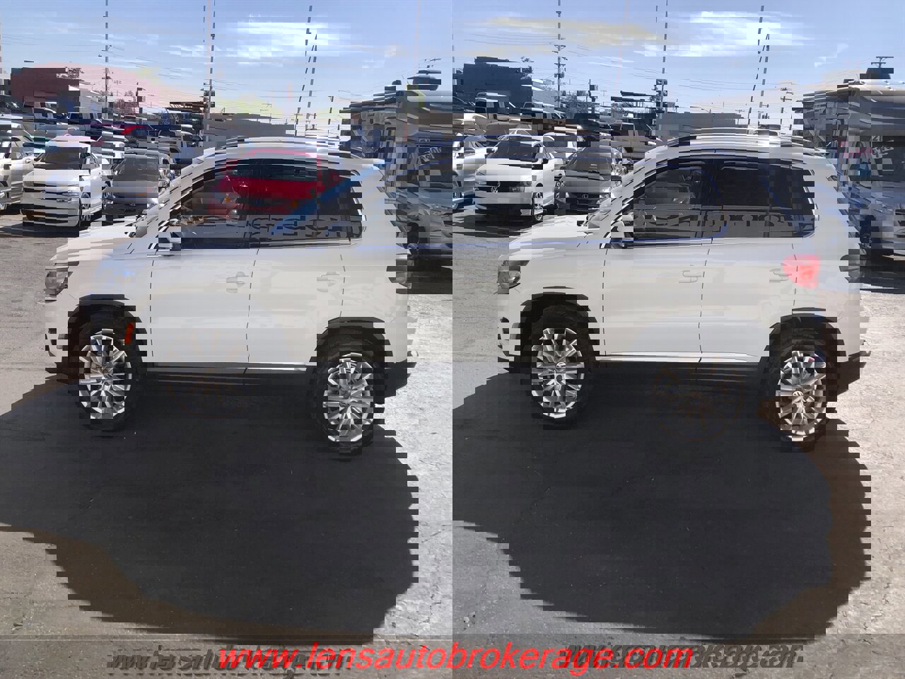 Used 2016 Volkswagen Tiguan SE image 5