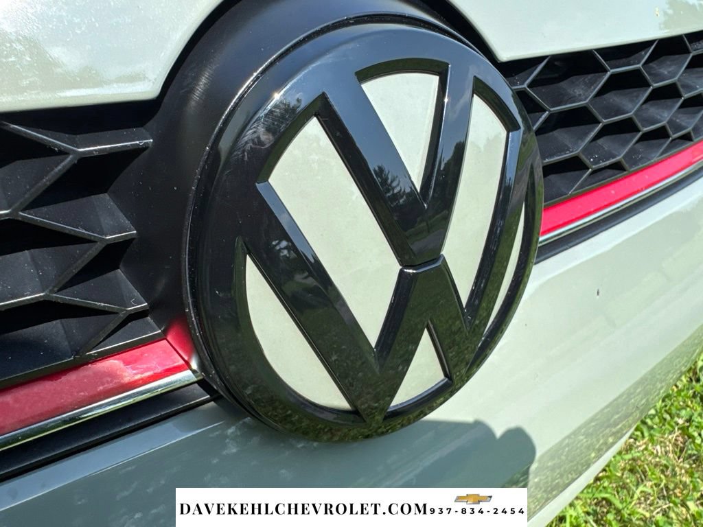 Used 2017 Volkswagen Golf 4-Door FWD image 37