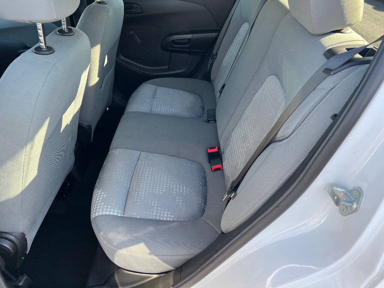 Used 2017 Chevrolet Sonic LT FWD image 21