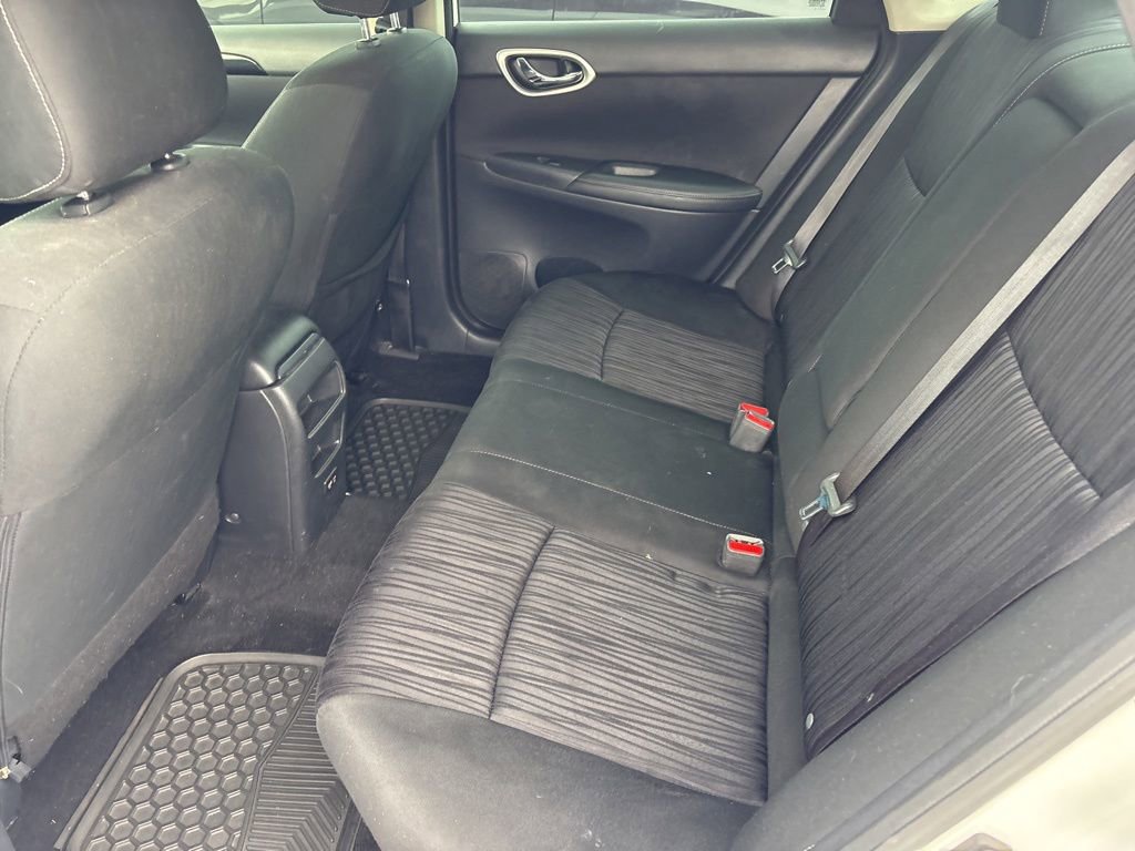 Used 2019 Nissan Sentra SV FWD image 5