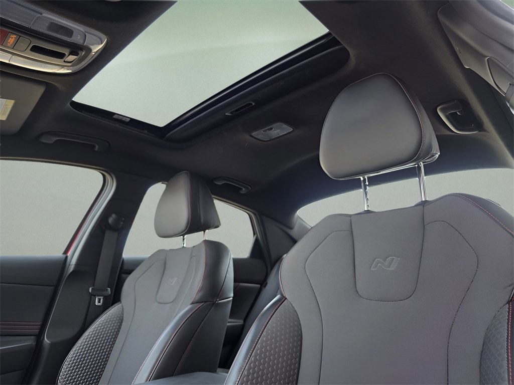 Certified 2025 Hyundai Elantra N Line image 21