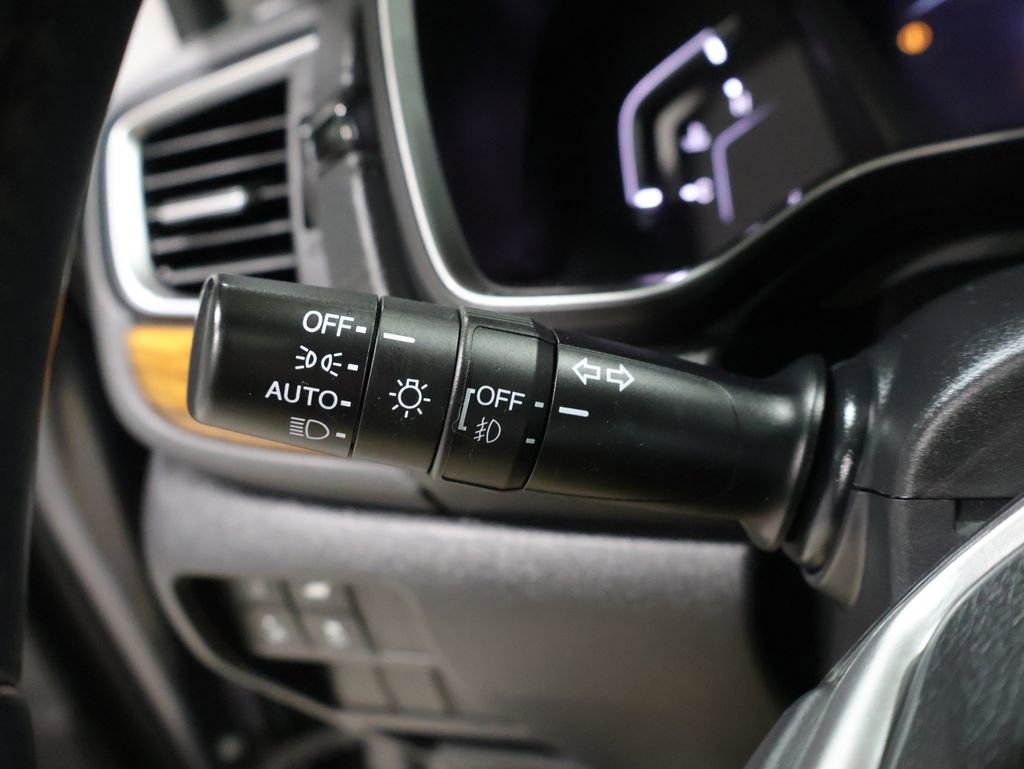 Used 2022 Honda CR-V Touring image 37