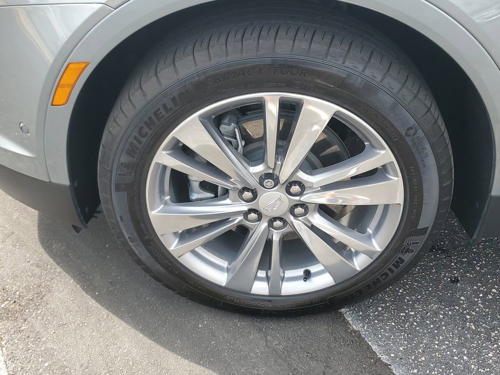Certified 2023 Cadillac XT5 Premium Luxury w/ Technology Package image 11