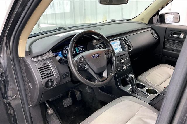 Used 2018 Ford Flex SEL w/ Equipment Group 202A AWD/4WD image 16