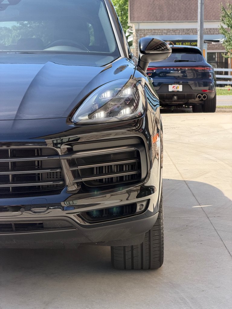 Used 2023 Porsche Cayenne Platinum Edition AWD/4WD image 11