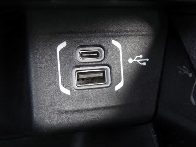 Used 2022 Jeep Compass Limited AWD/4WD image 30