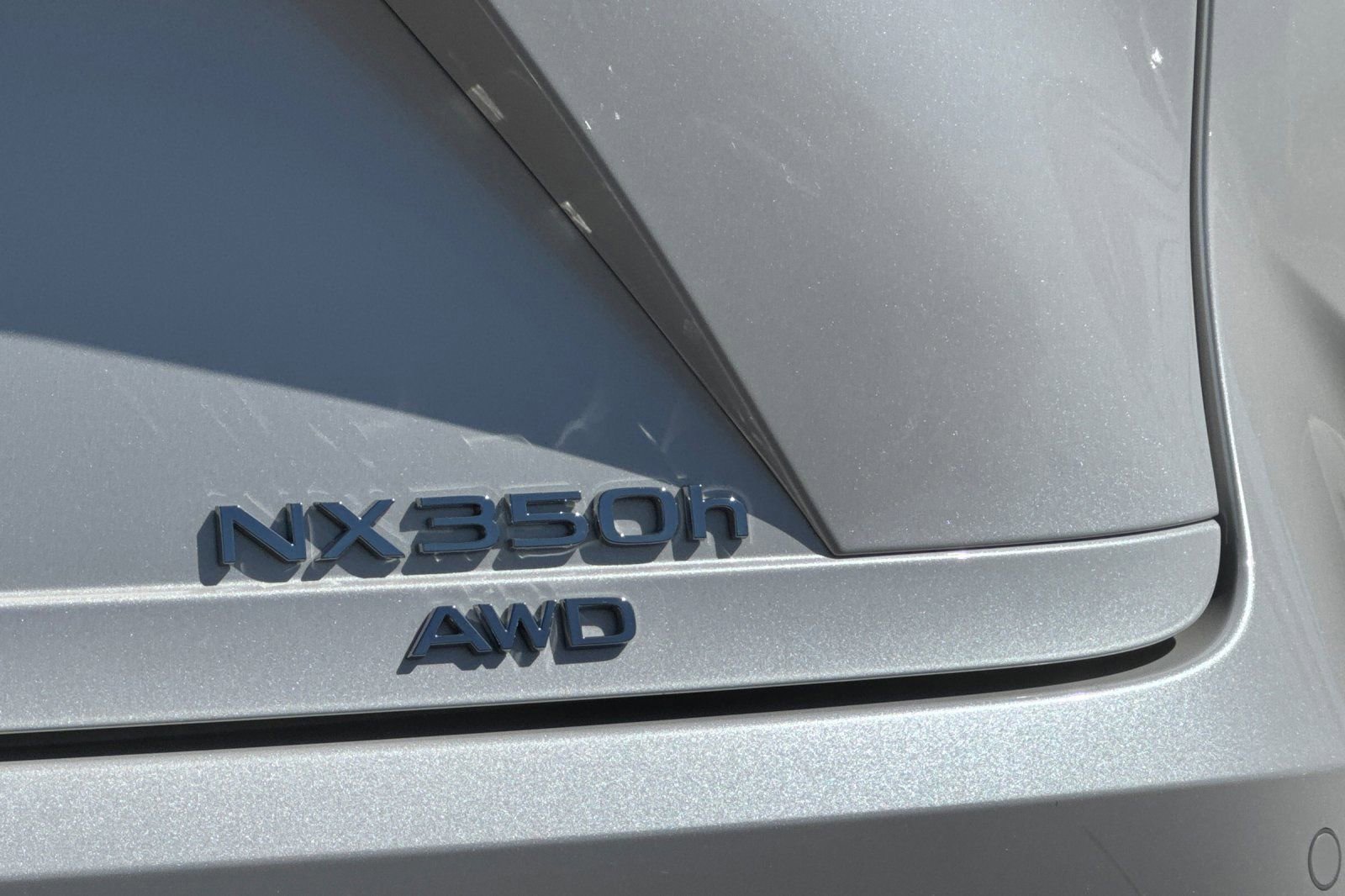 Certified 2025 Lexus NX 350h AWD w/ Cold Area Package image 31
