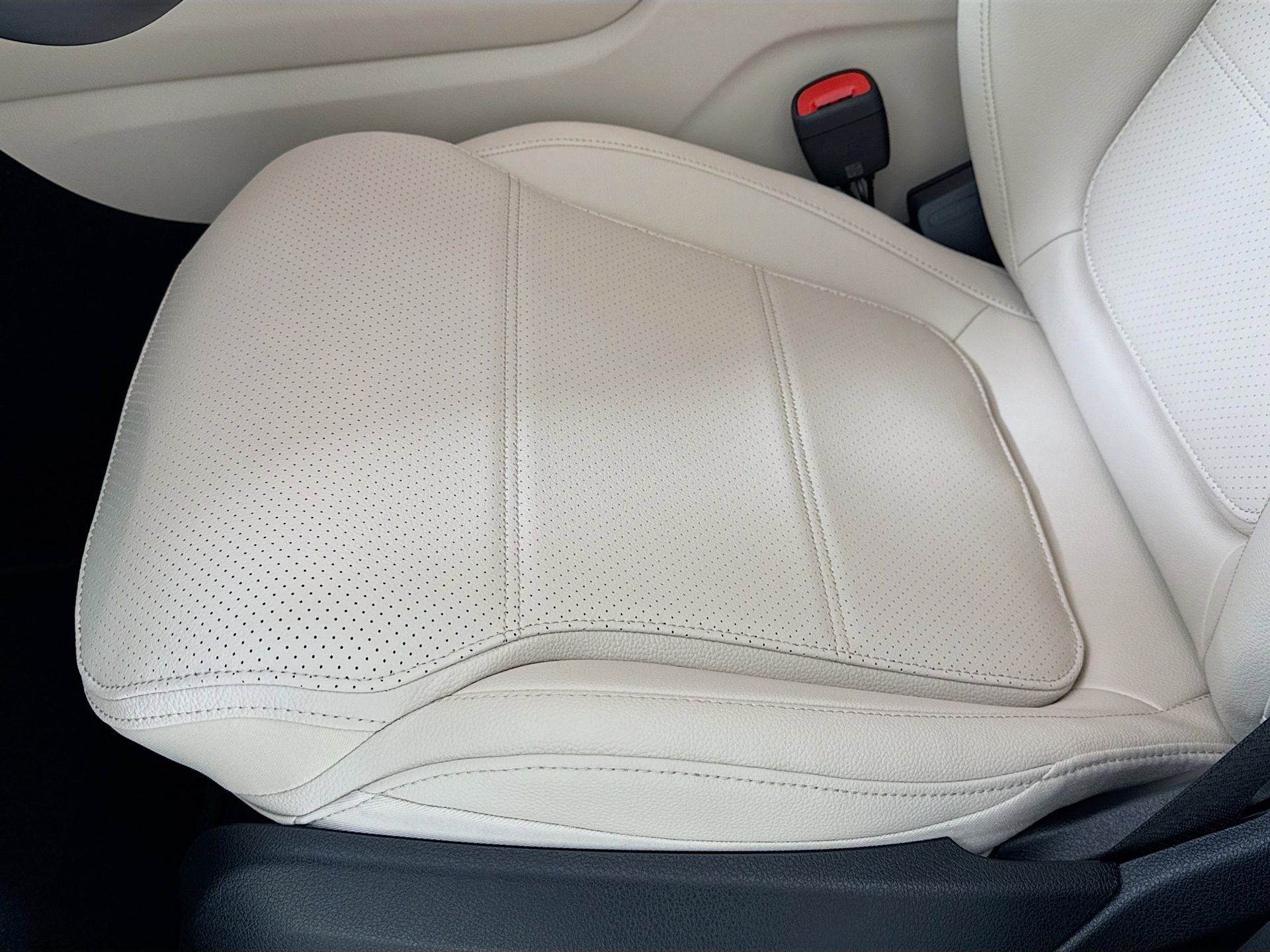 New 2026 Mercedes-Benz GLC 300 image 21